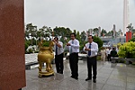 Dâng hoa, viếng Nghĩa trang Liệt sĩ tỉnh Tiền Giang