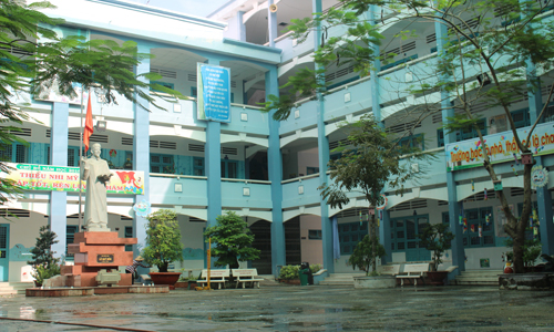 Trường Tiểu học Lê Qúy Đôn, TP. Mỹ Tho khang trang, sạch đẹp đầu năm học mới. 
