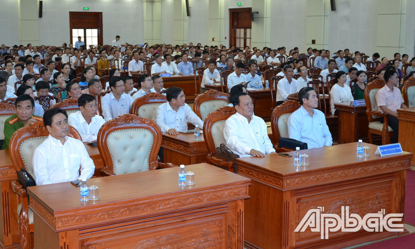 Quang cảnh hội nghị.
