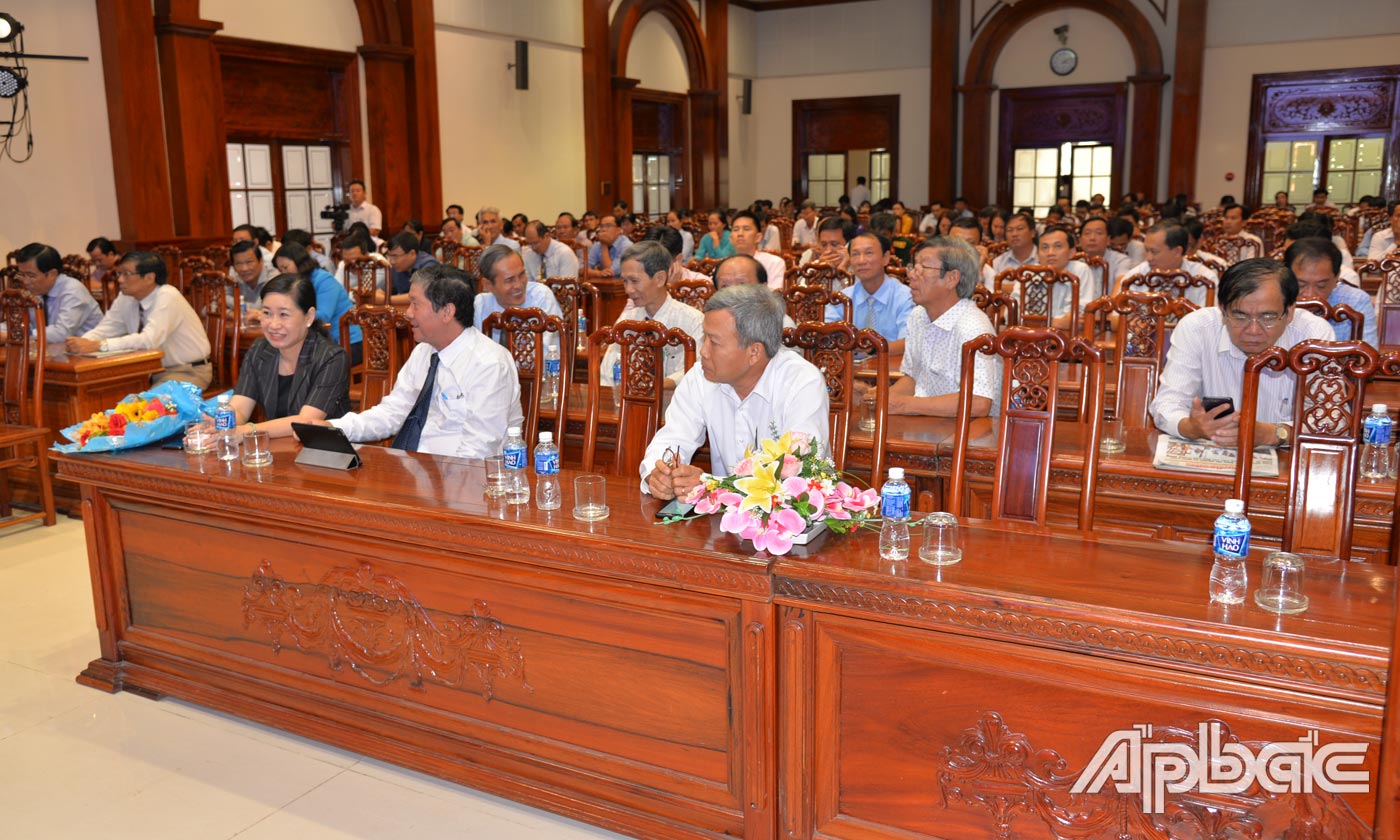 Quang cảnh buoi họp mặt
