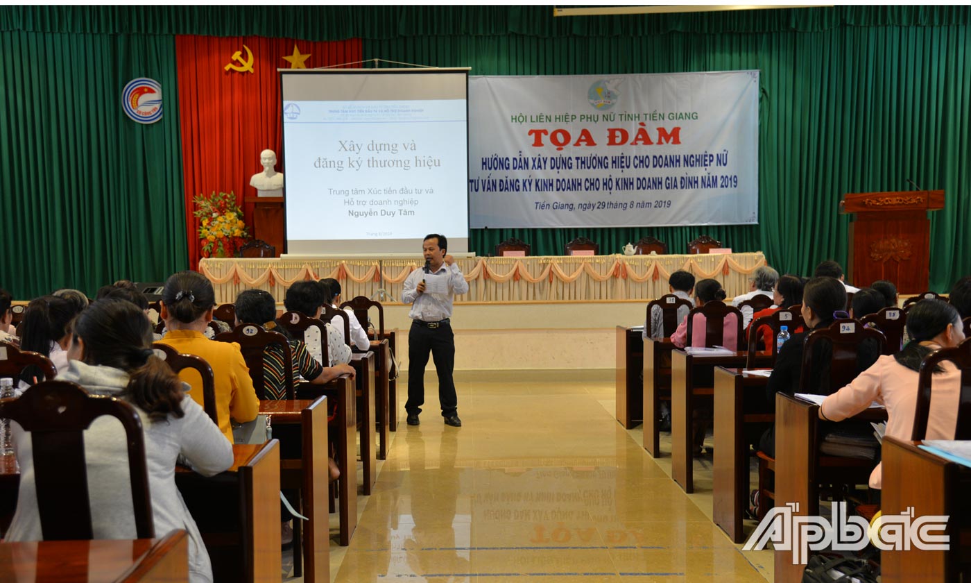 Trung tâm xúc tiến đầu tư và hỗ trợ doanh nghiệp tỉnh Tiền Giang hướng dẫn xây dựng thương hiệu cho doanh nghiệp nữ
