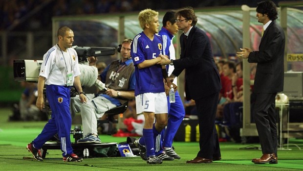 HLV Philippe Troussier từng dẫn dắt tuyển Nhật Bản vượt qua vòng bảng tại World Cup 2002.