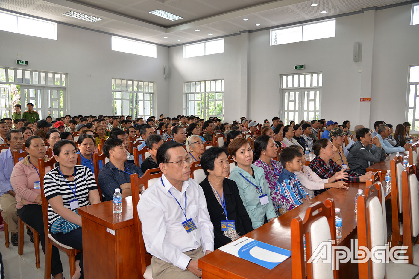 Đại biểu và thân nhân gia đình phạm nhân dự tại hội nghị