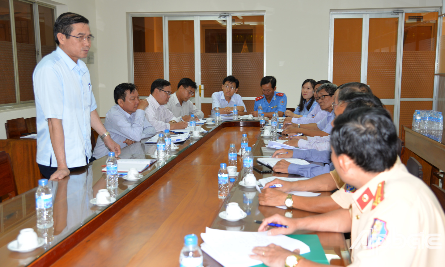 Quang cảnh làm việc với Ban ATGT TP. Mỹ Tho.