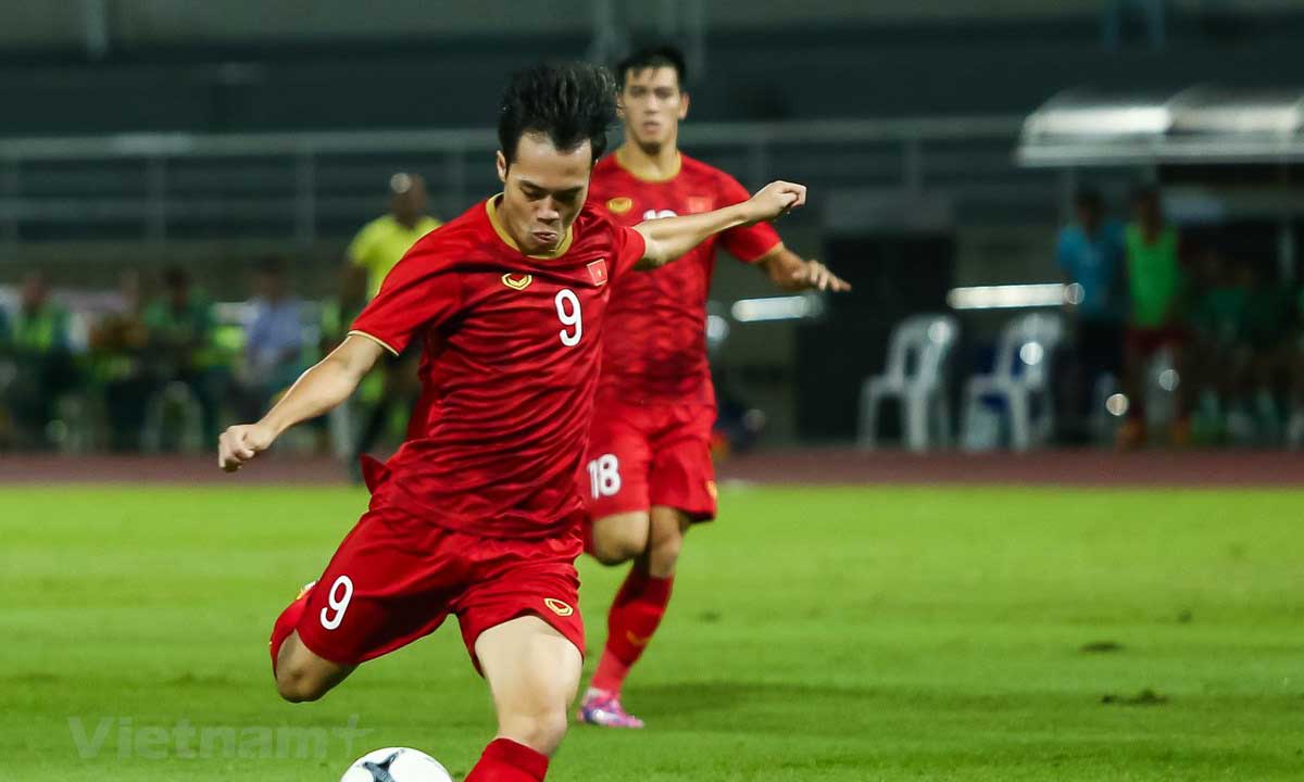 Vé trận đấu giữa Việt Nam và Malaysia diễn ra ngày 10/10 sẽ được mở bán đầu tiên vào ngày 19/9 tới. (Ảnh: Nguyên An)