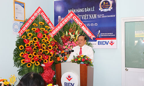 Đồng chí Lê Văn Nghĩa 