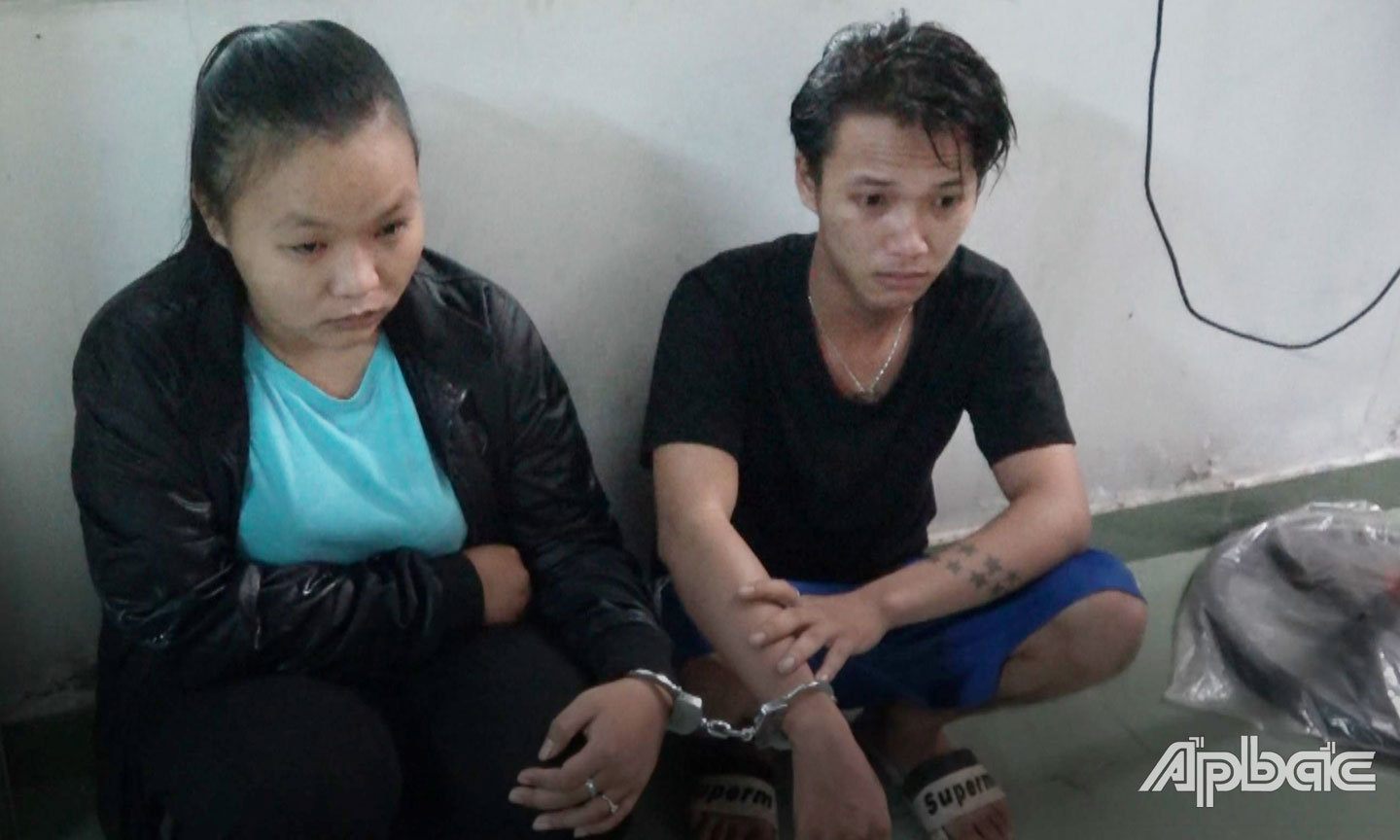 2 đối tượng tàng trữ trái phép chất ma túy bị Tổ tuần ra, kiểm soát phát hiện bắt giữ.