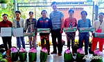 Học theo Bác với những việc làm tử tế