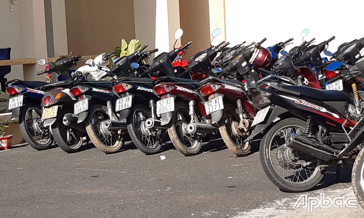  Tang vật bị tạm giữ.