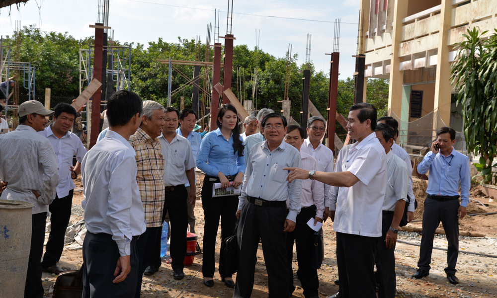 Kiểm tra công trình Trường Tiểu học Tân Phong 2.