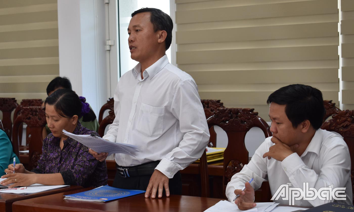 Đại diện các ban, ngành, địa phương phát biểu ý kiến
