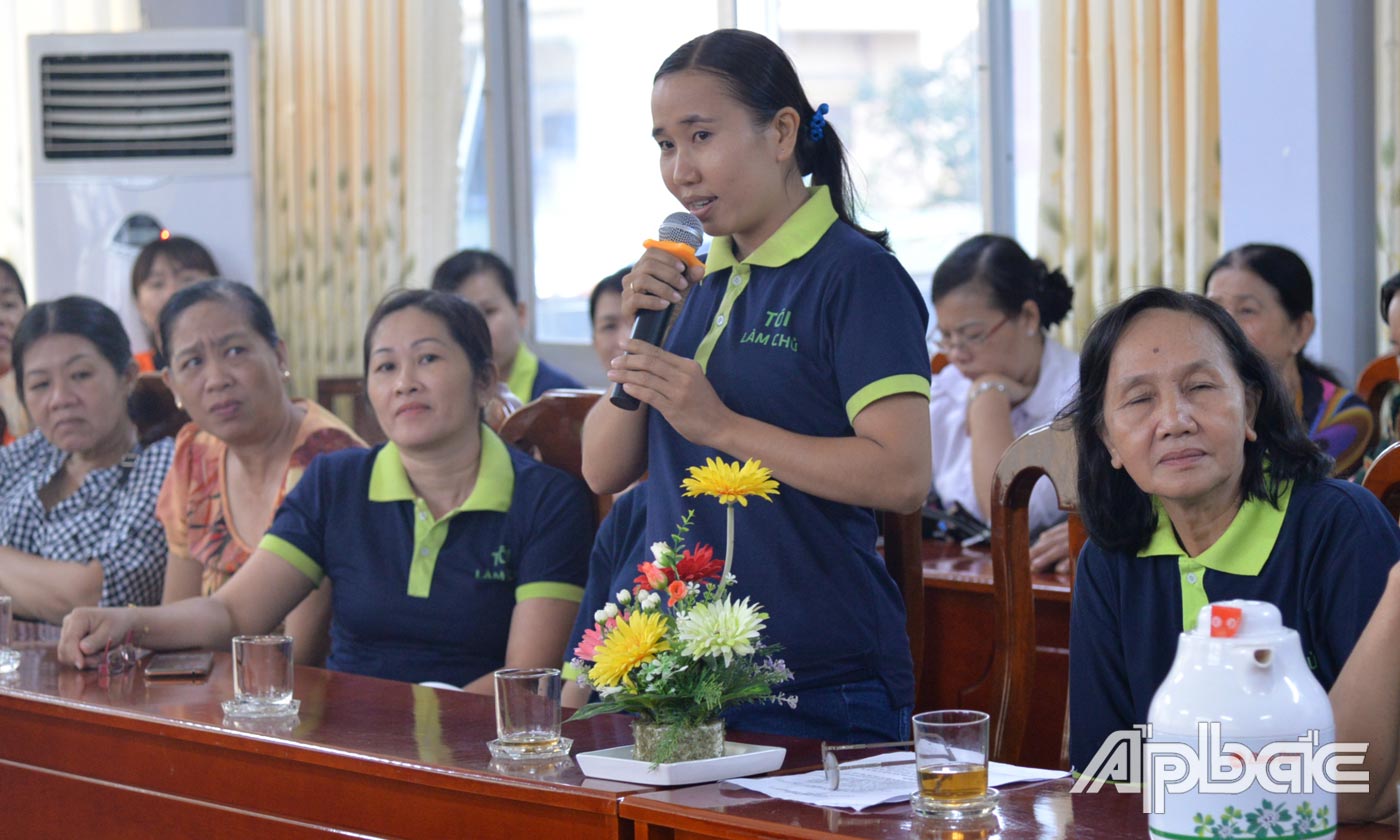 Chị em mạnh dạn chia sẻ kinh nghiệm trong khởi sự kinh doanh.