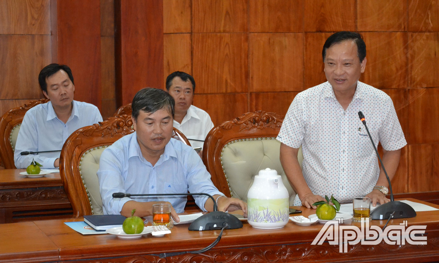 Đại diện doanh nghiệp phát biểu ý kiến.
