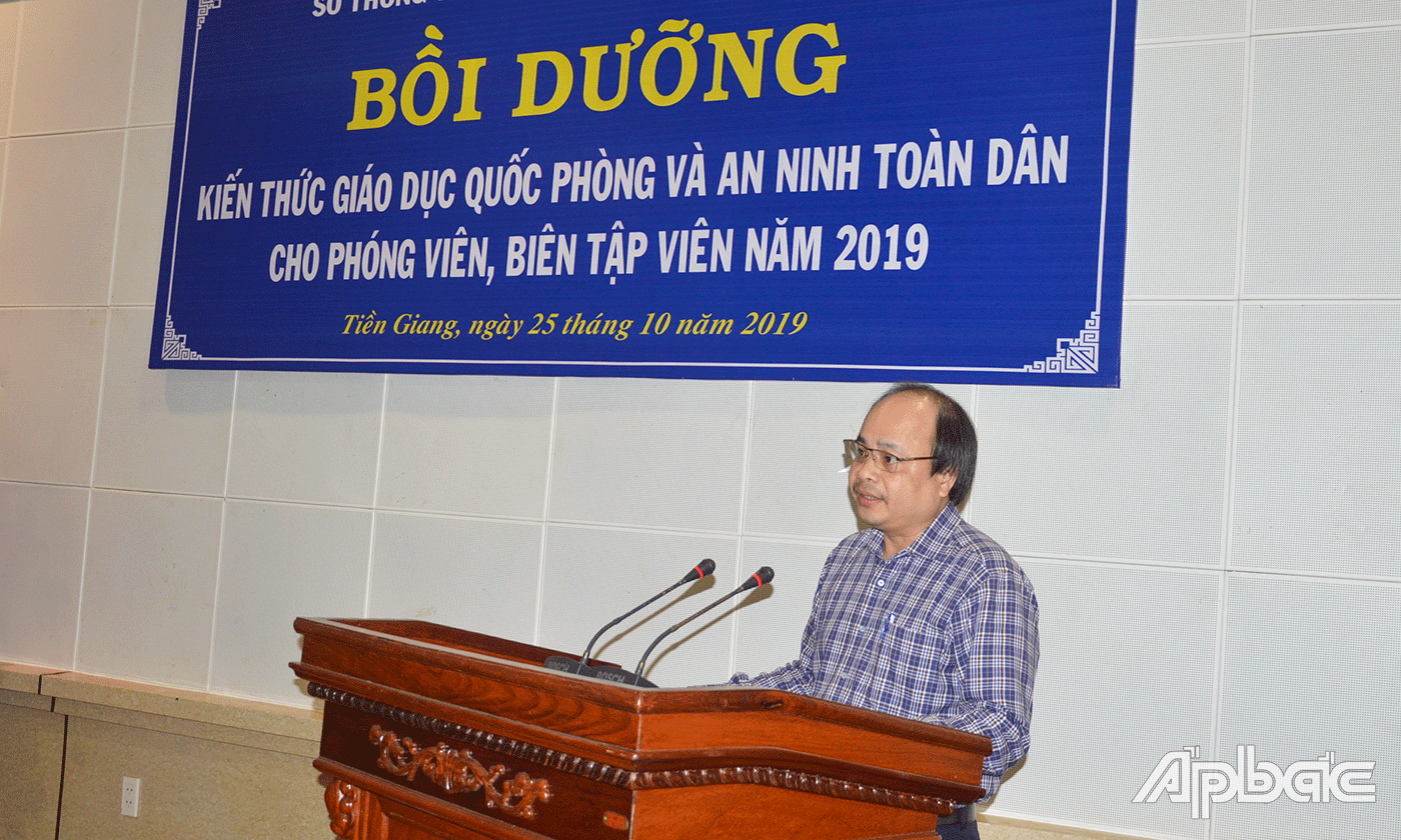 Giám đốc Sở Thông tin và Truyền thông tỉnh Tiền Giang Trần Văn Dũng phát biểu khai mạc.
