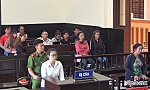 16 năm tù cho nữ tiếp viên đâm chết đồng nghiệp ở quán bar