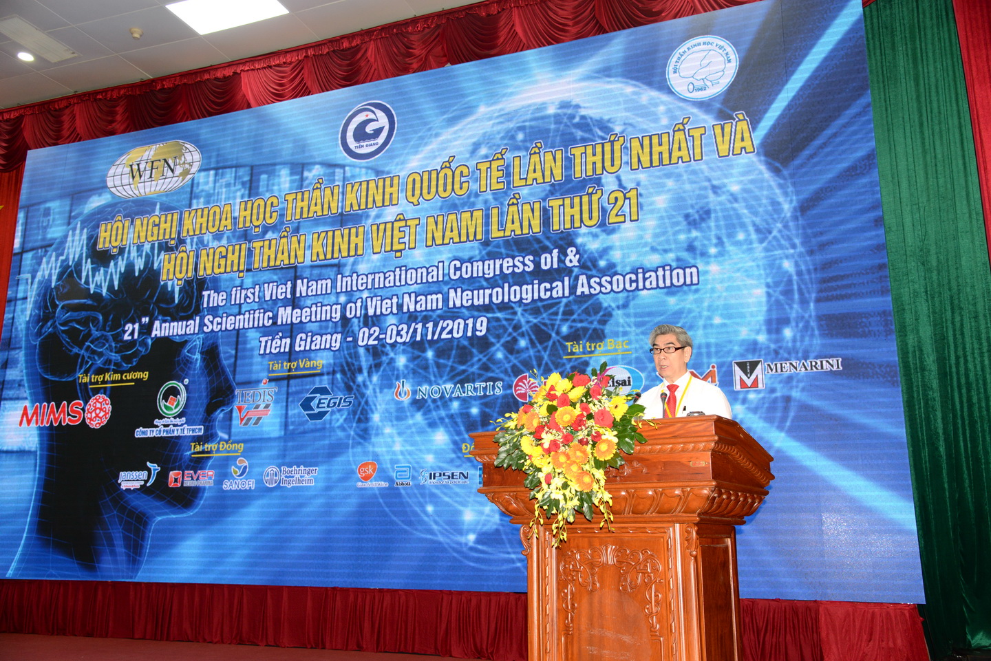 Bác sĩ CKII Trần Thanh Thảo, Giám đốc Sở Y tế Tiền Giang phát biểu khai mạc hội nghị