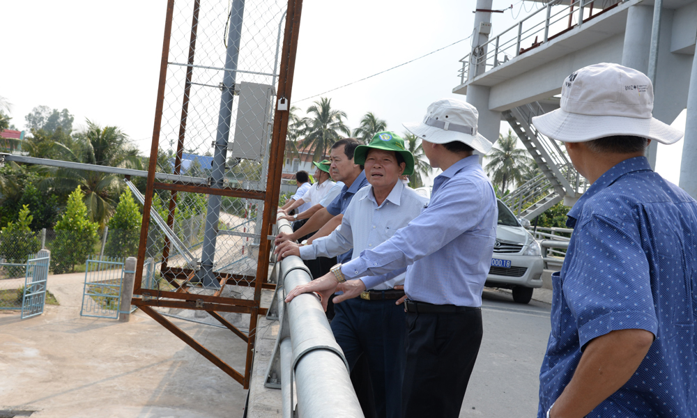 Thăm cống Thầy Thanh.