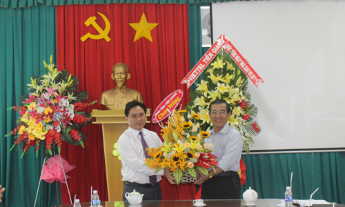  Lãnh đạo tỉnh thăm Trường Cao đẳng Y tế Tiền Giang. 