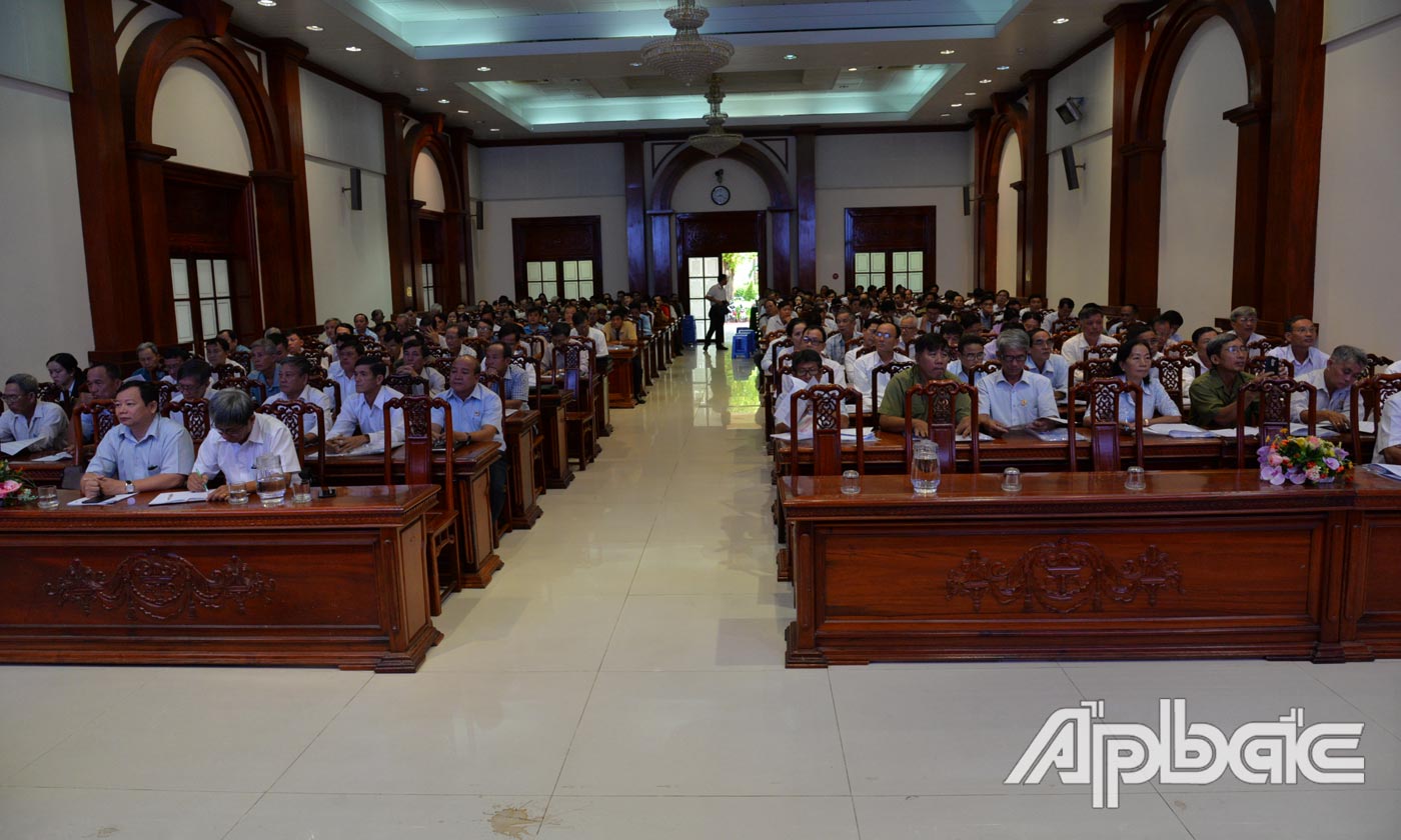 Quang cảnh hội nghị.