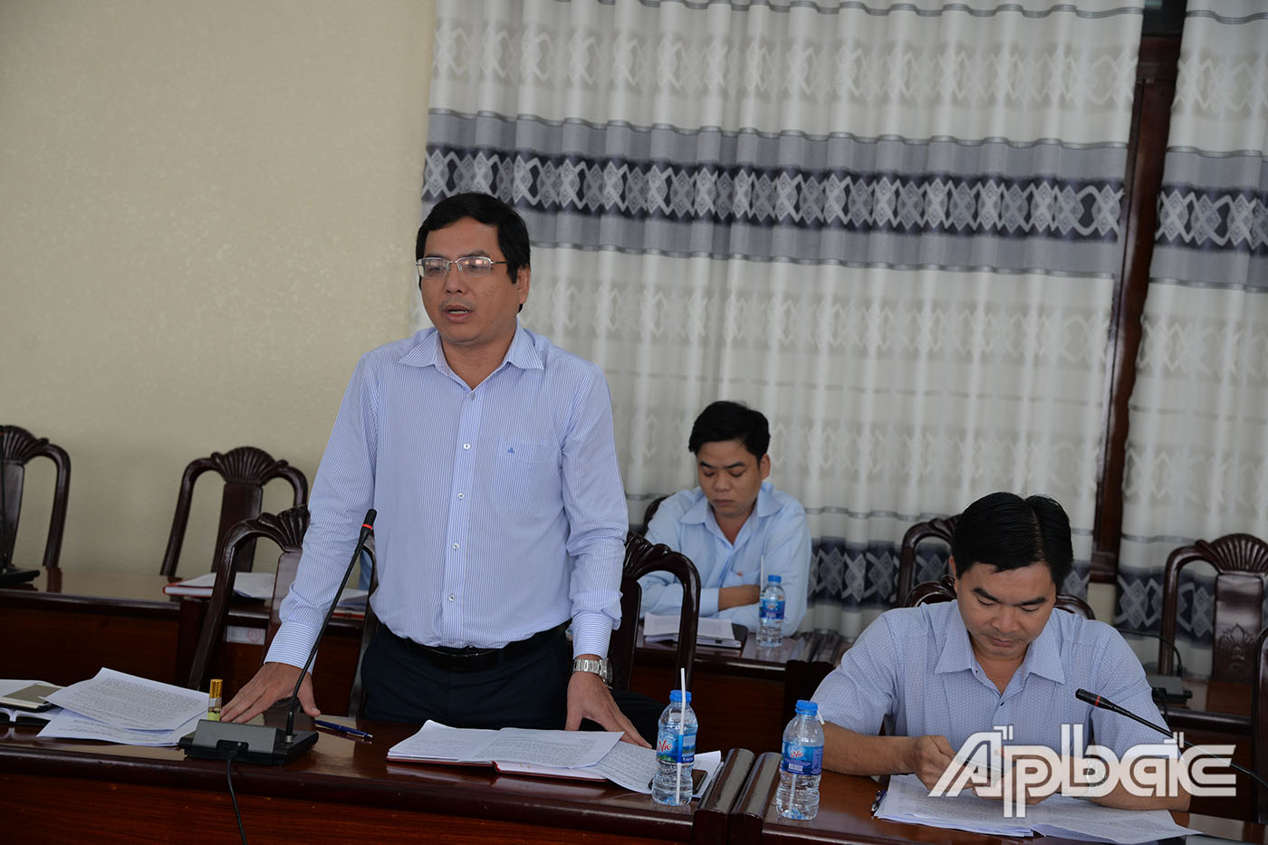 Đại biểu phát biểu ý kiến tại cuộc họp