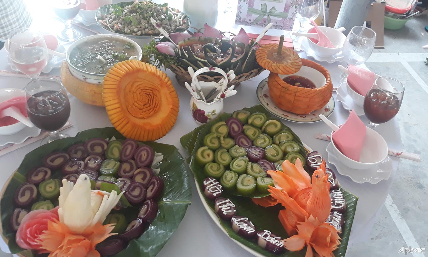 Đoàn khối tham gia Hội thi làm bánh dân gian Nam bộ năm 2019.