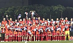 Thường trực Chính phủ gửi tặng mỗi nữ cầu thủ bóng đá 100 triệu đồng