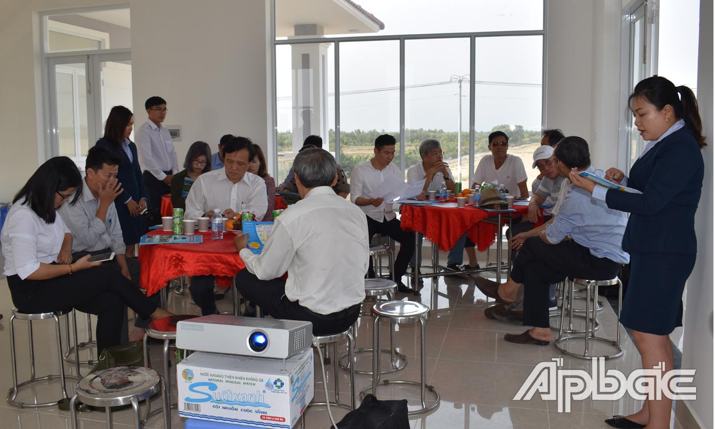 Đoàn kiều bào tham quan, khảo sát thực tế tại Cụm Công nghiệp Gia Thuận 1