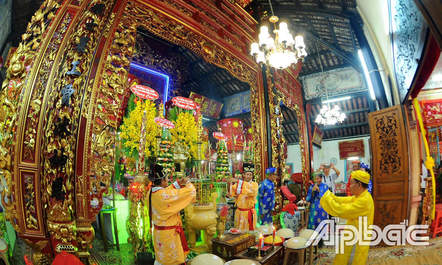 Lệ cúng Kỳ yên tại đình Điều Hòa.