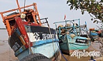 Cháy 5 tàu cá đánh bắt xa bờ ở huyện Gò Công Đông