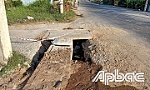Đào đường đặt cống thoát nước gây nguy hiểm