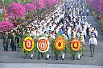 Viếng, dâng hương Nghĩa trang Liệt sĩ tỉnh