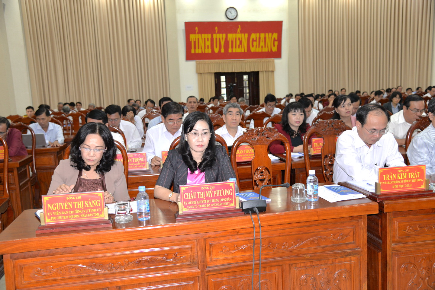 Quang cảnh hội nghị