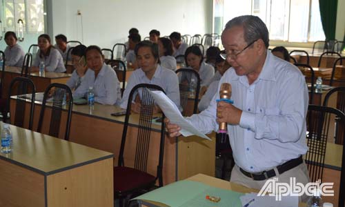 Đại biểu tham gia đóng góp ý kiến tại Hội nghị.