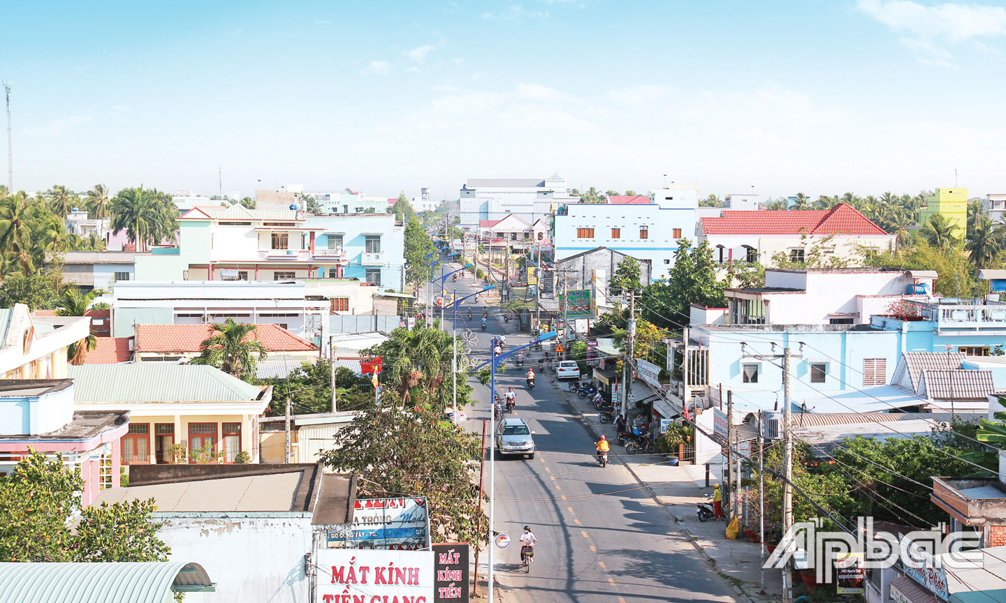 Thị trấn Vĩnh Bình đã đạt chuẩn Văn minh đô thị.                                                                           Ảnh: VĂN THẢO