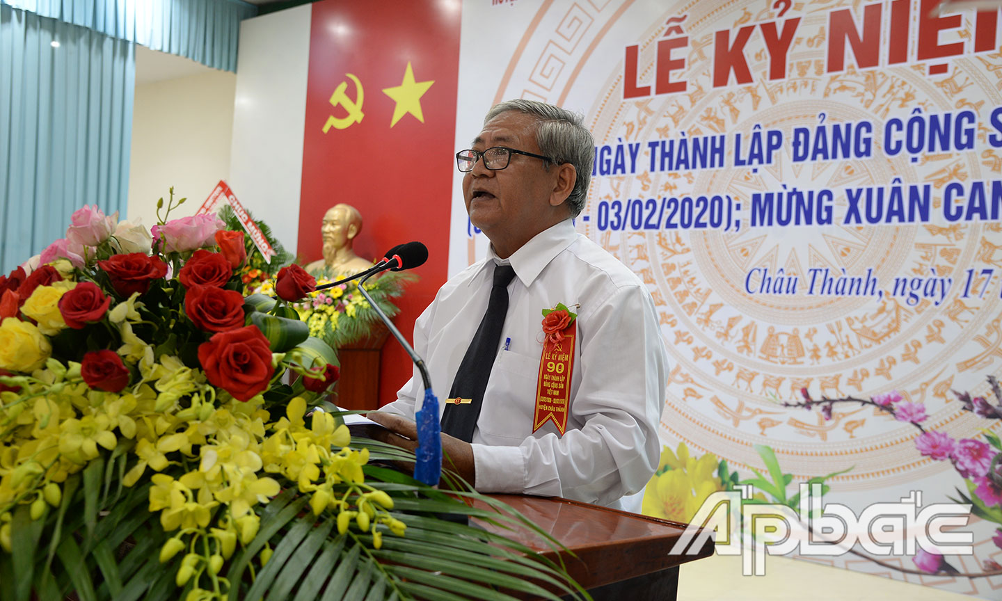 đại diện cán bộ lão thành đã bày tỏ niềm phấn khởi trước sự phát triển 