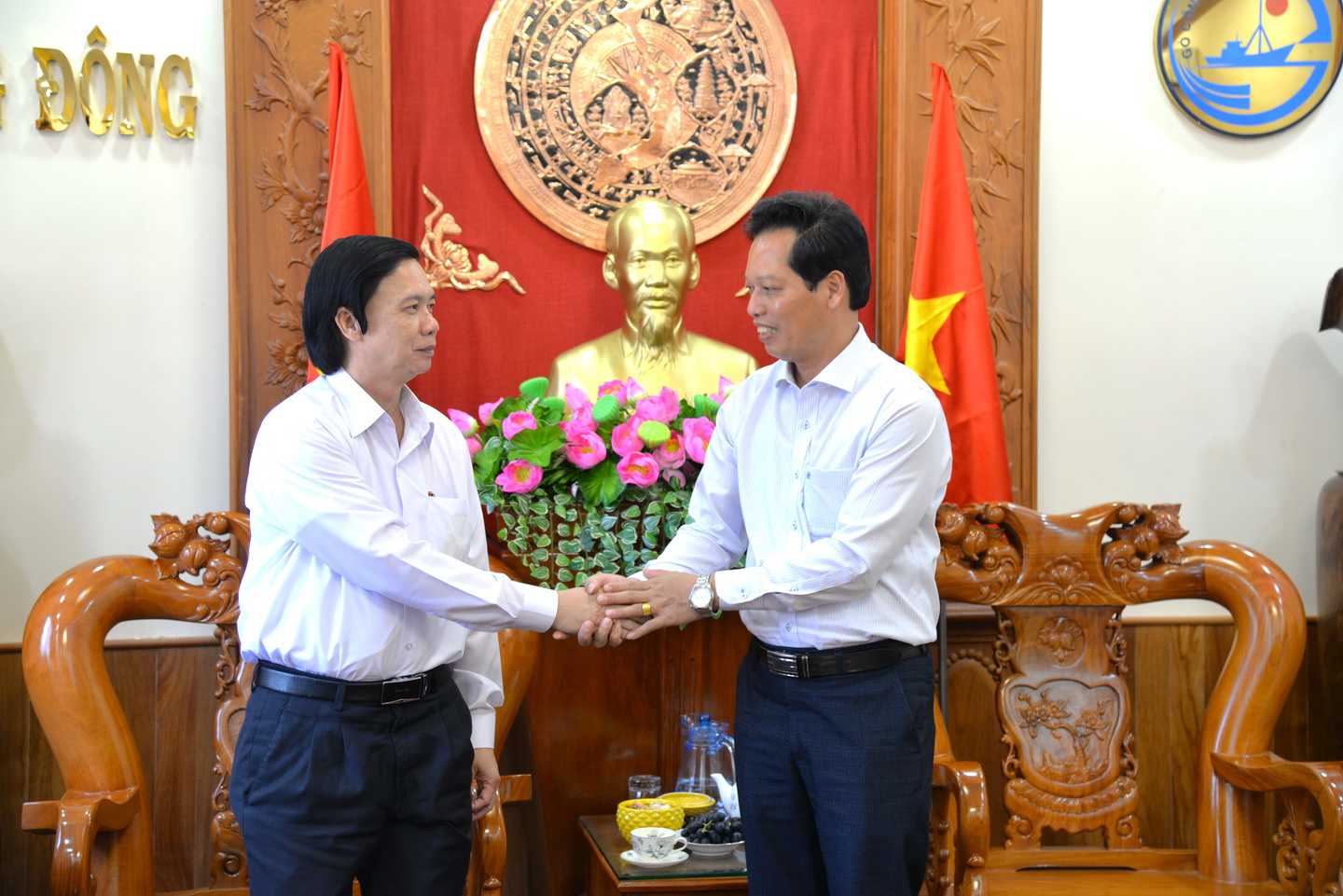 Bí thư Tỉnh ủy Nguyễn Văn Danh chúc Tết huyện ủy Gò Công Đông và lưu ý huyện chủ động nắm bắt tình hình diễn biến hạn mặn để có ứng phó kịp thời