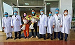 2 bệnh nhân nhiễm Covid-19 cuối cùng ở Bệnh viện Bệnh Nhiệt đới Trung ương xuất viện