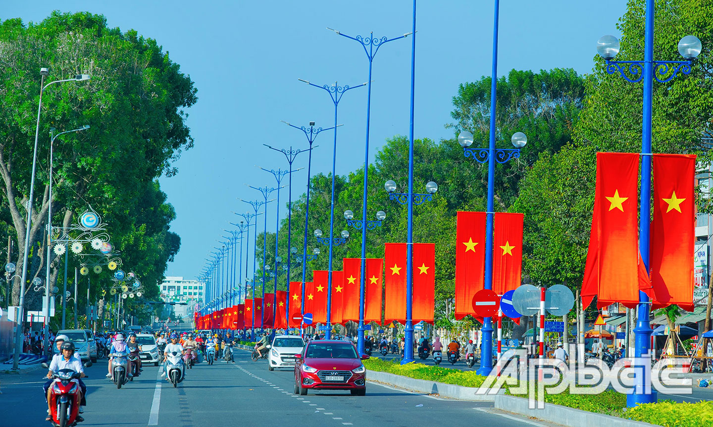 Công trình chỉnh trang đường Hùng Vương tạo diện mạo mới cho đô thị Mỹ Tho.