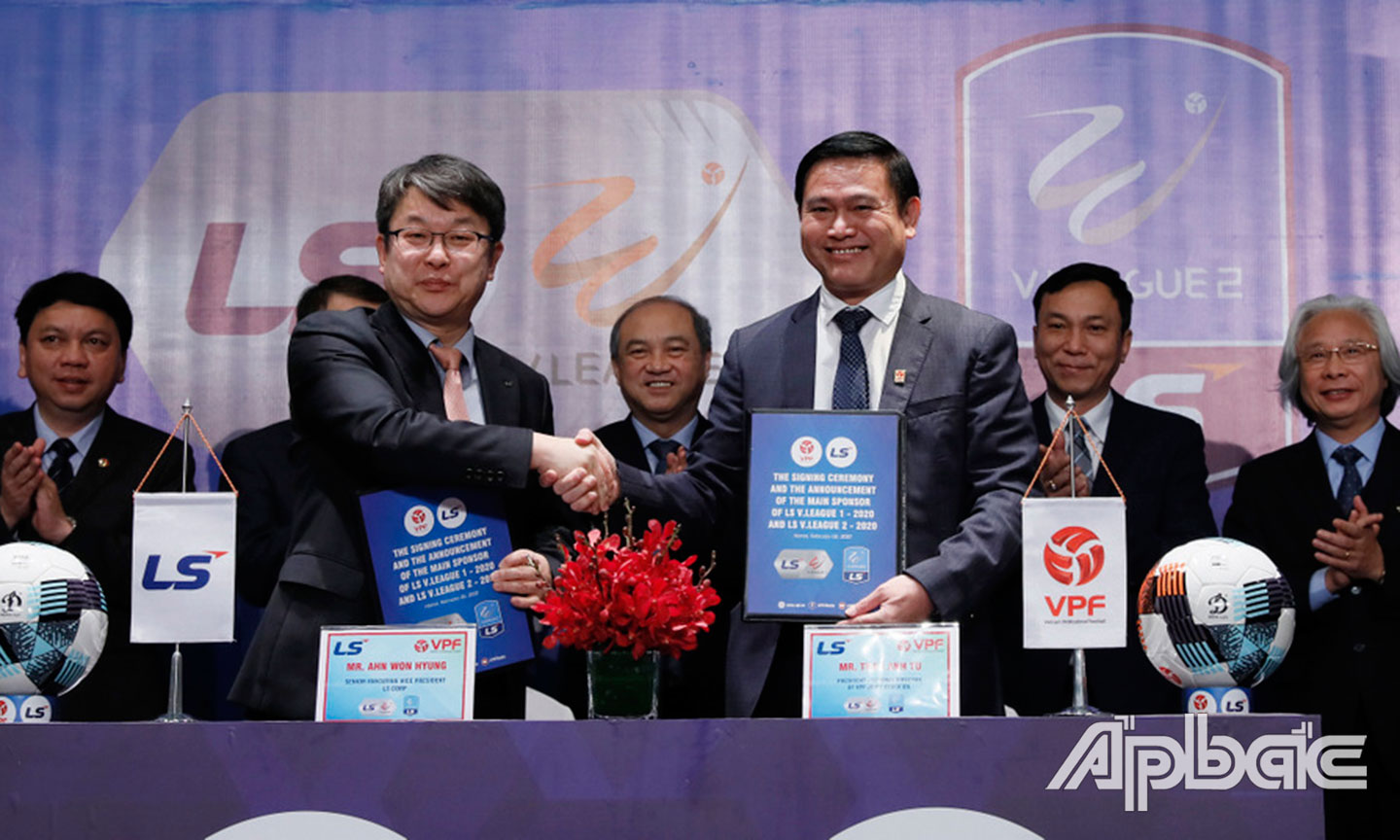 LS đồng hành cùng VPF tại Giải VĐQG và HNQG 2020.