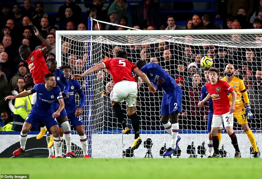 Maguire ấn định chiến thắng 2-0 cho Man Utd