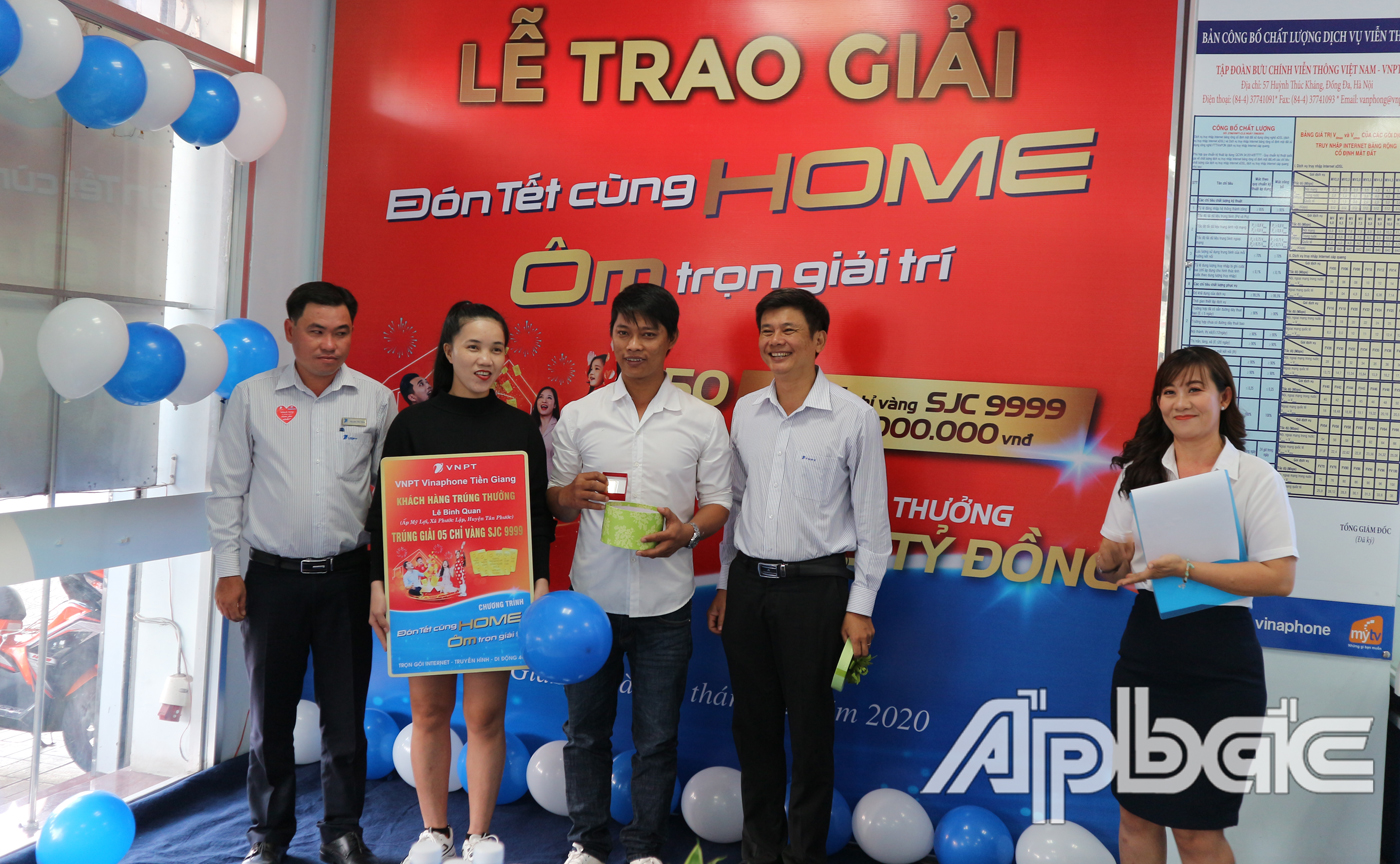 khách hàng Lê Bình Quan (ấp Mỹ Lợi, xã Phước Lập, huyện Tân Phước).