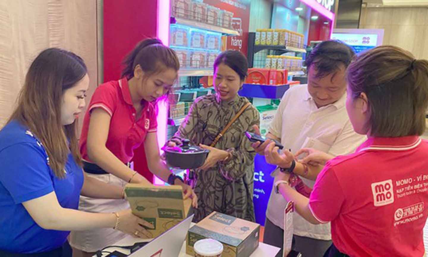 Ví điện tử MoMo bắt tay cùng Saigon Co.op tạo nên hệ sinh thái thanh toán, mua bán online