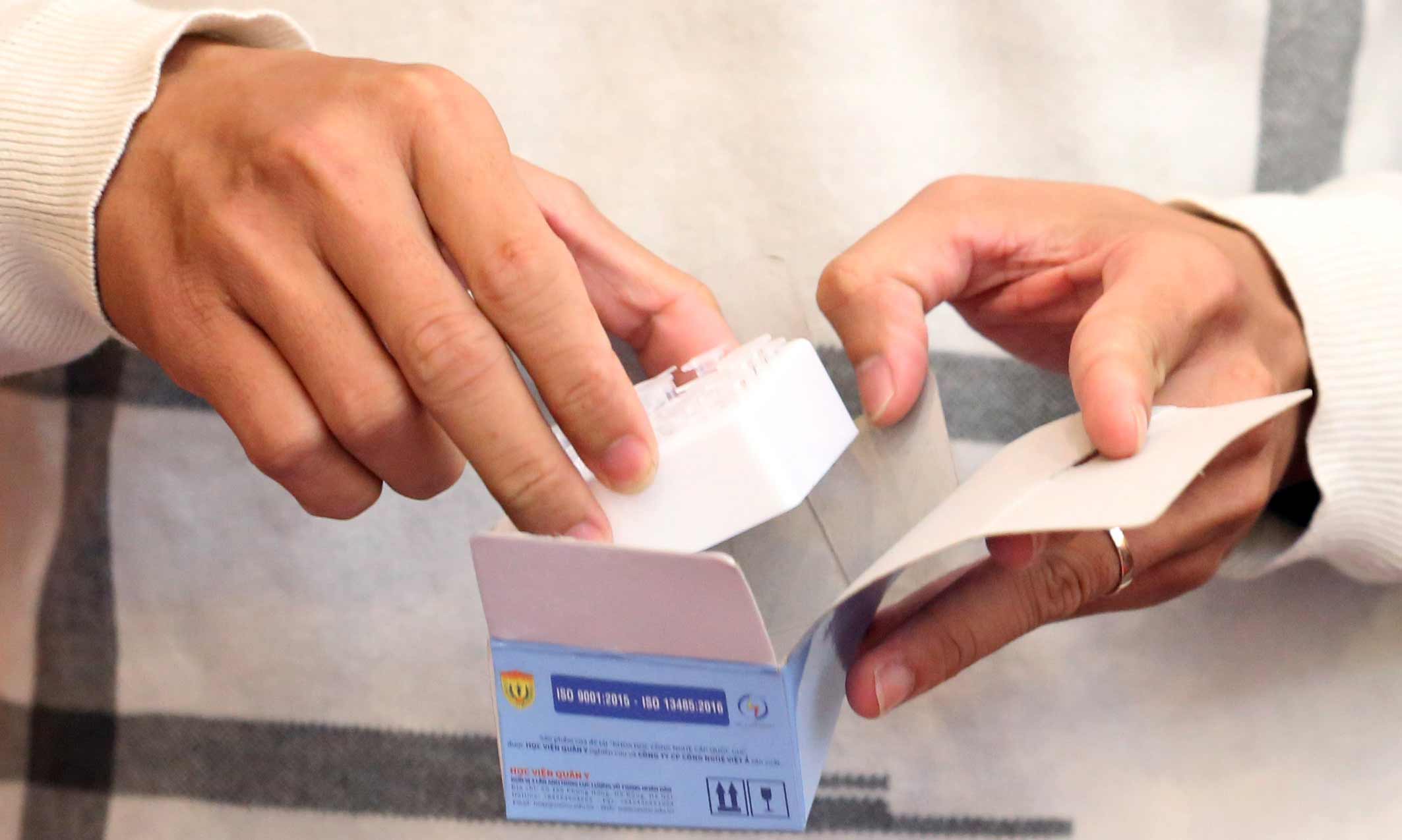 Bộ kit phát hiện virus SAR-CoV-2.