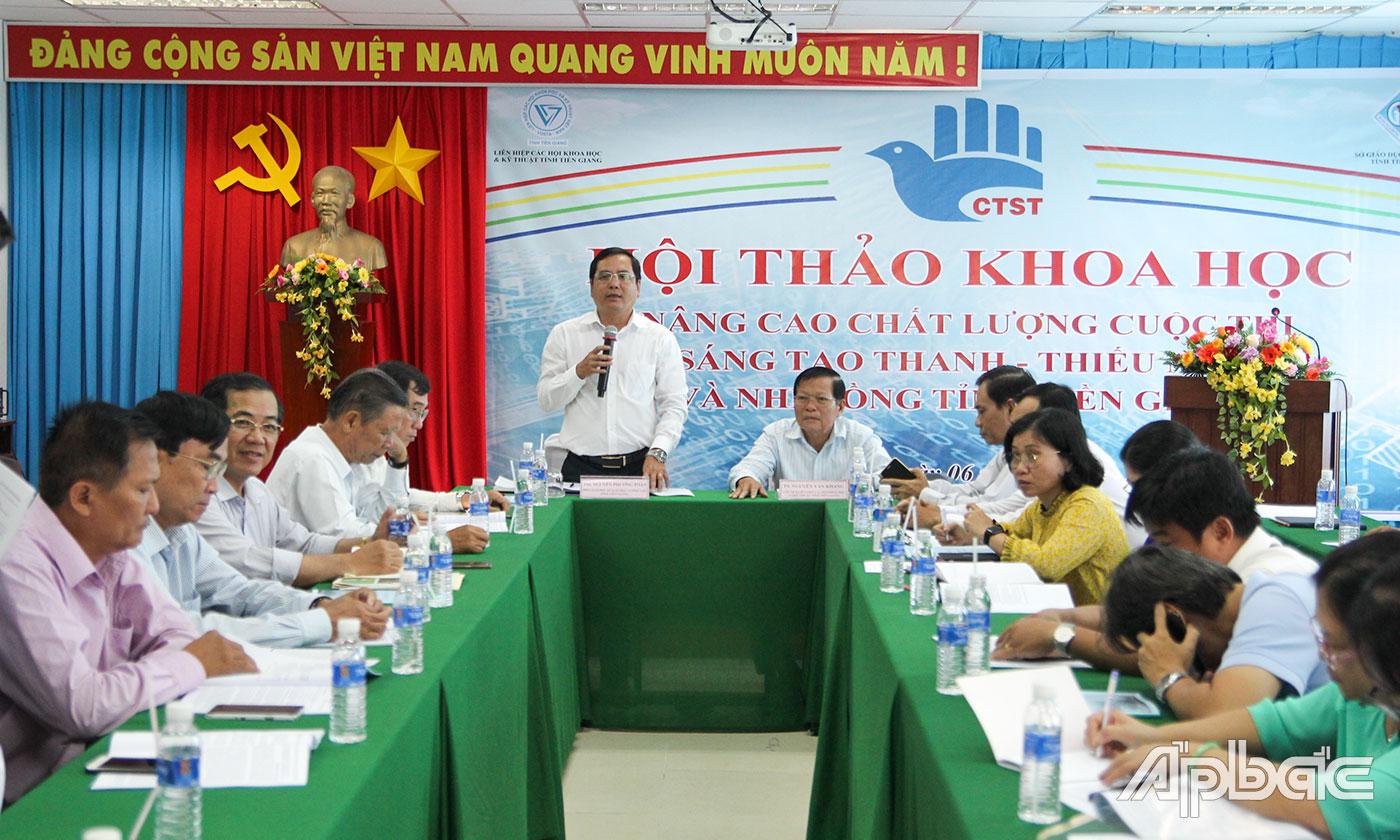 Quang cảnh buổi hội thảo.