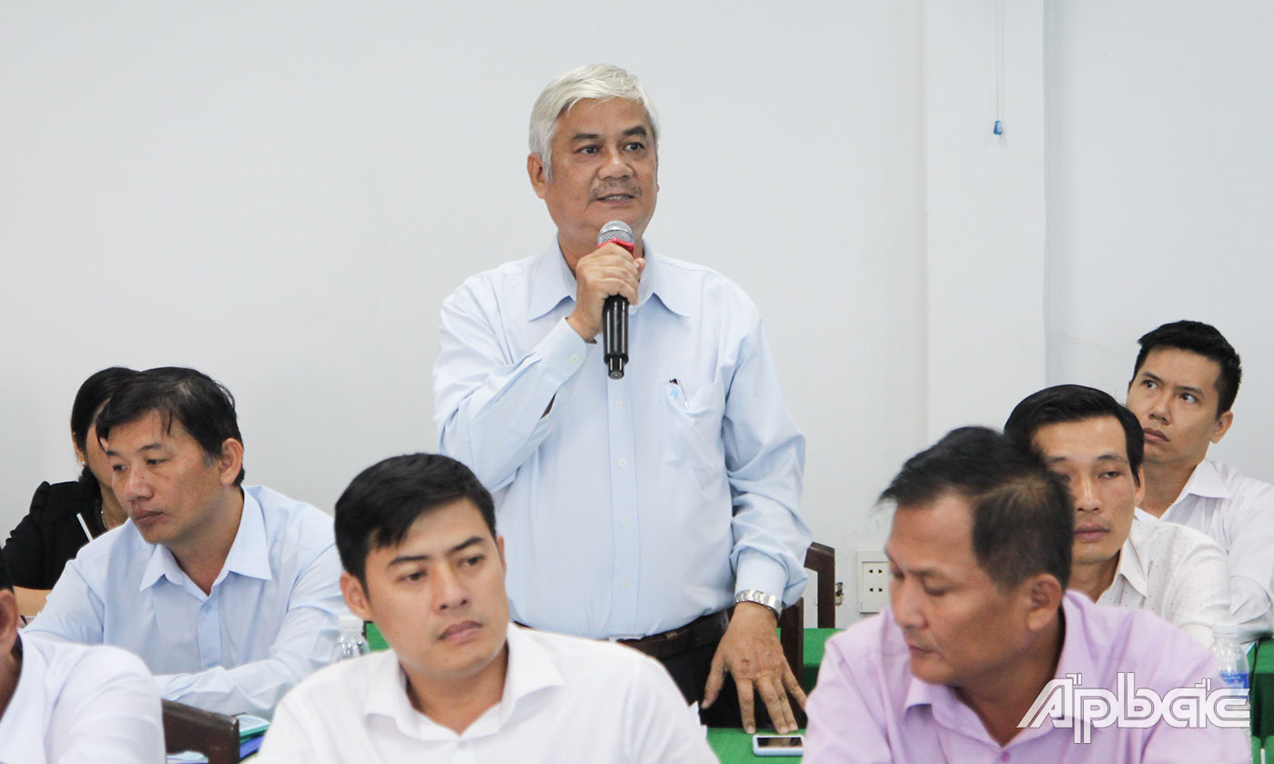 Các đại biểu tham gia phát biểu thảo luận.