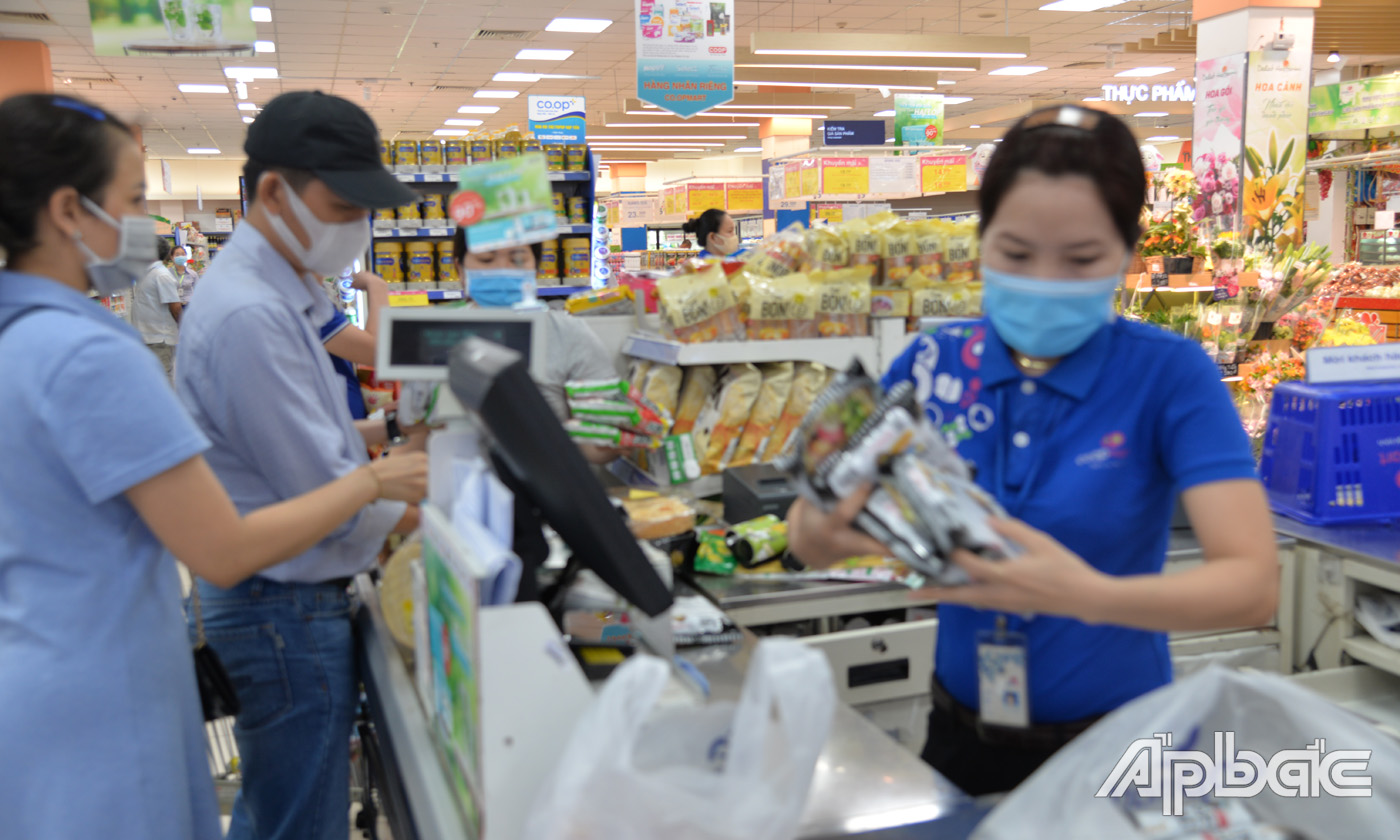 Hàng hóa tại Coop mart  Mỹ Tho hiện nay rất dồi dào.