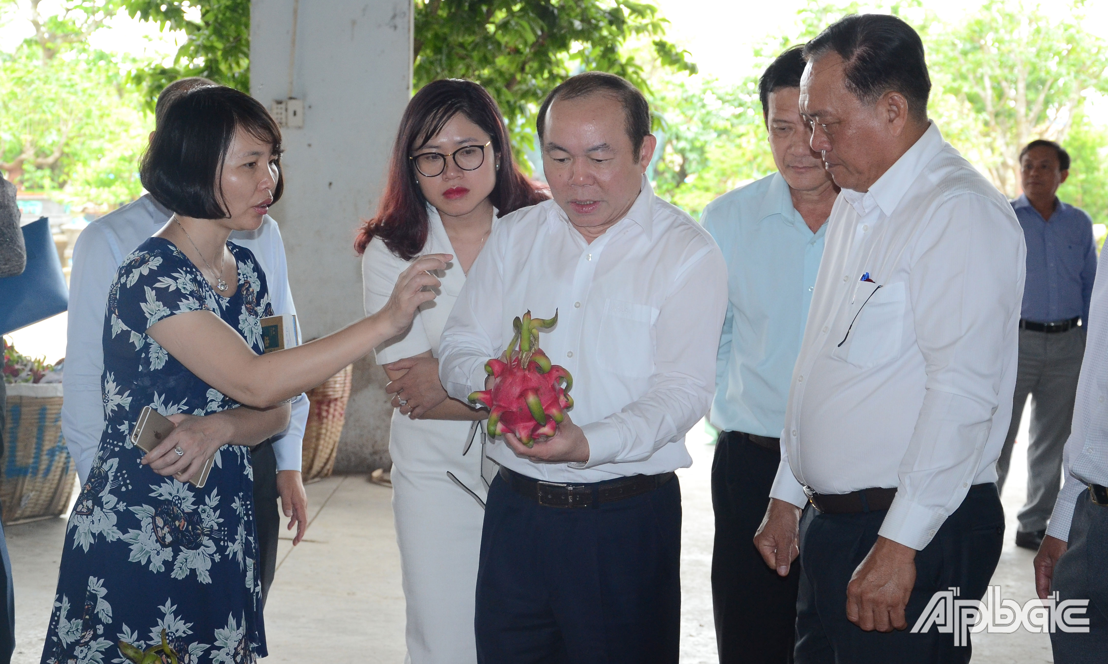 Đoàn công tác tham quan tại Công ty TNHH Long Việt.