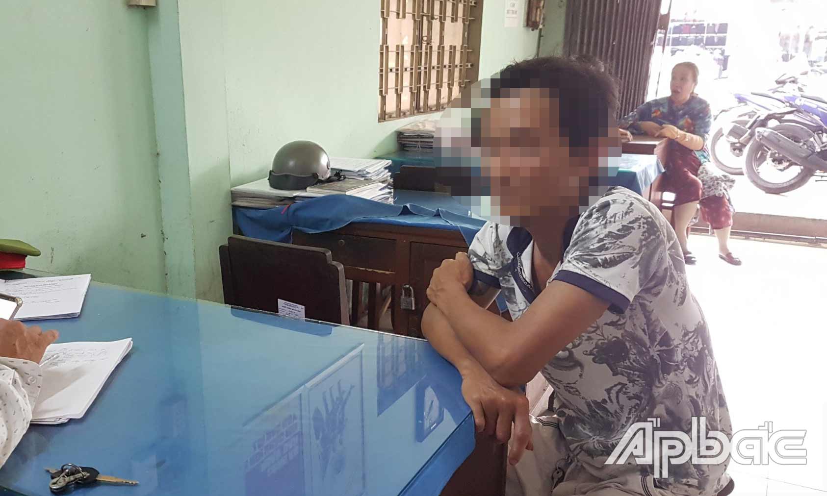 Đối tượng Cảnh tại cơ quan điều tra.