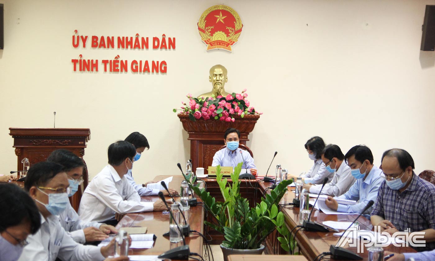 Quang cảnh tại điểm cầu Tiền Giang.