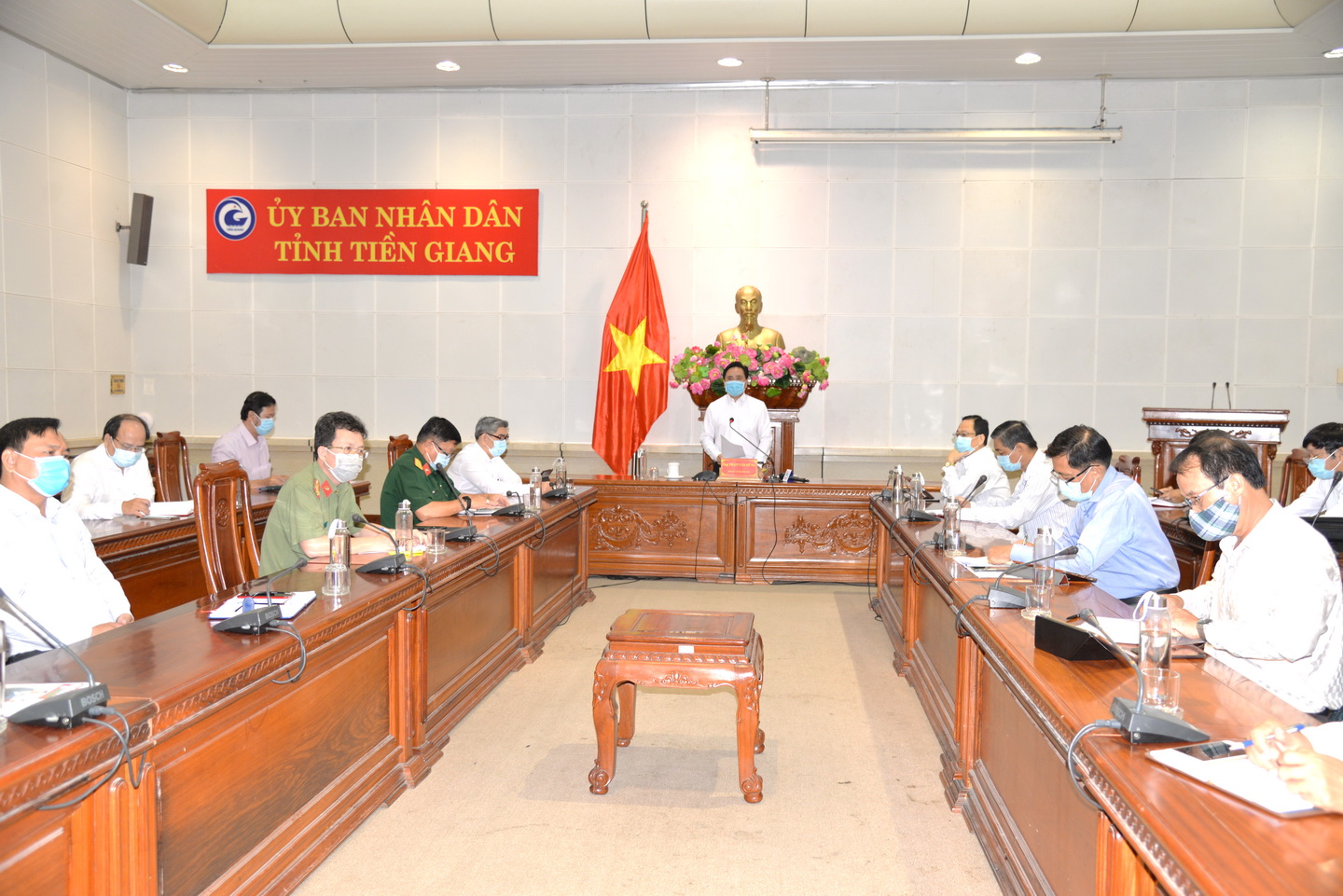 Quang cảnh hội nghị
